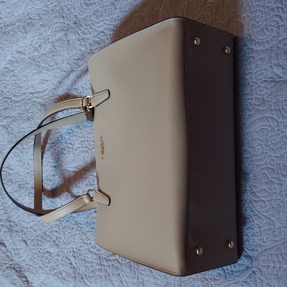 Coach Taupe Oxblood Pebbled Leather Handbag "Tatum" BNWT - AUTHENTICATED ◇ - Picture 10 of 14
